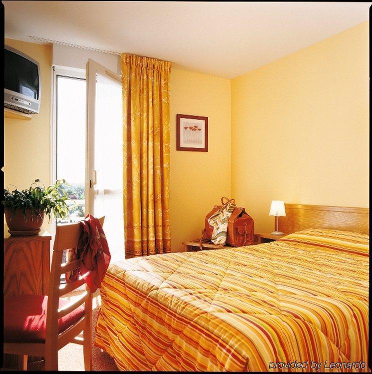 Brit Hotel Les Alizes Pornic Exteriér fotografie